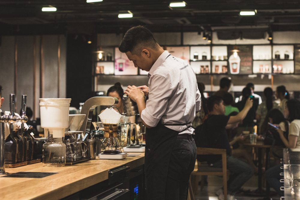 Cómo preparar un café en Aeropress - Cafés Baqué